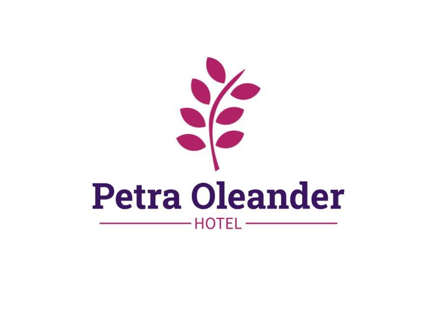 Petra Oleander Hotel Екстериор снимка